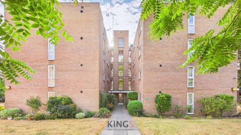 Hawkshead Road, Potters Bar, EN6