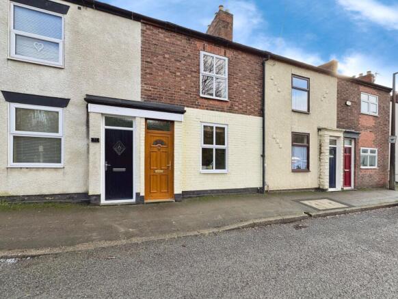 2-bed terraced on Linton Heath, Linton, DE12, £175,000