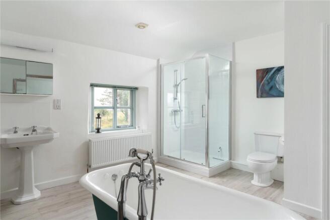 Bed 1 Ensuite