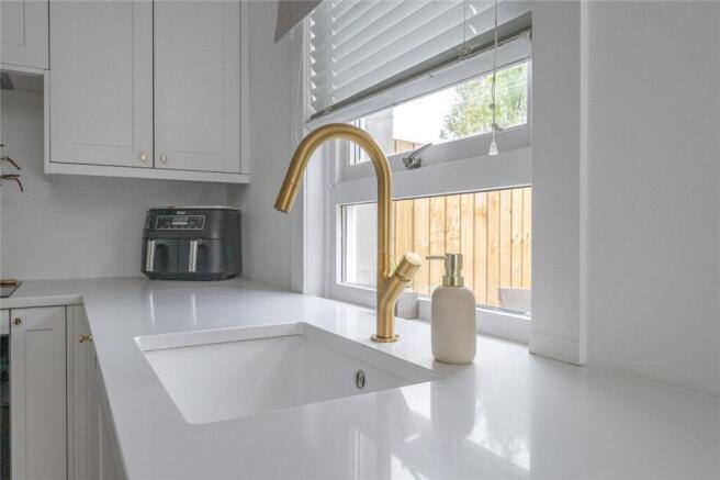 Kitchen Alt