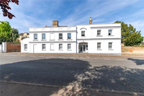 High Street, Silsoe, Bedfordshire, MK45
