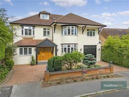 11, Lee Grove, Chigwell IG7 6AD