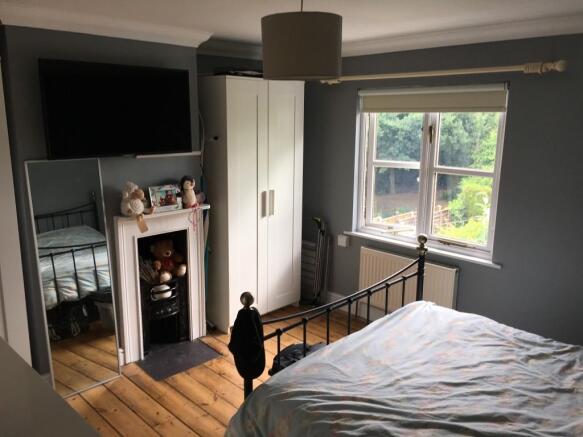 BEDROOM 1