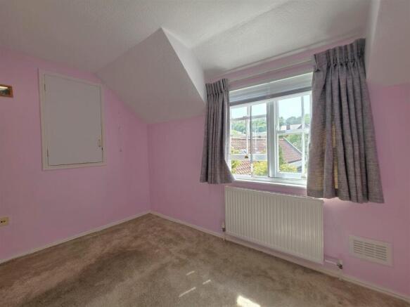 2 bed Semi-Detached for sale Image 6