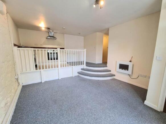 Flat 3 open plan liv