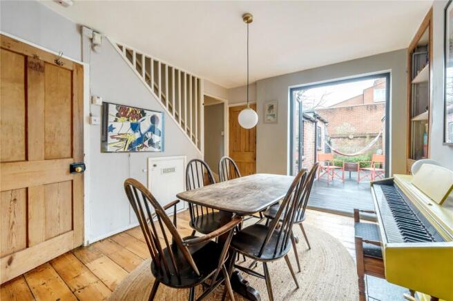 Dining Room/Garden