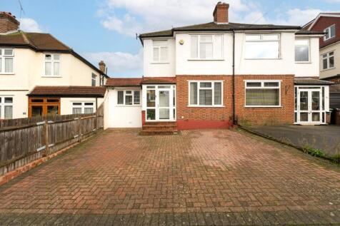 Waverley Avenue, Sutton, SM1