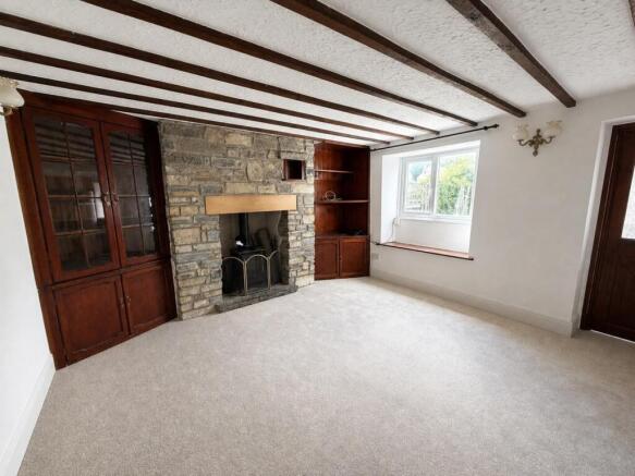 Living Room.jpg