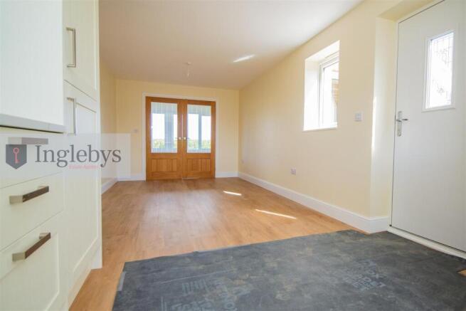 3 bed Detached for sale Image 5