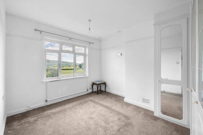 3 bed Semi-Detached for sale Image 9