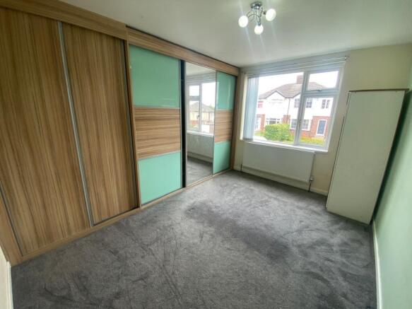 3 bed House to rent Image 11