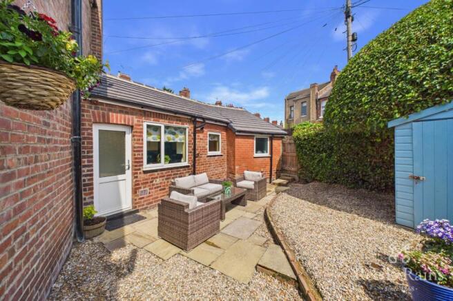 2 bed End of Terrace for sale Image 7