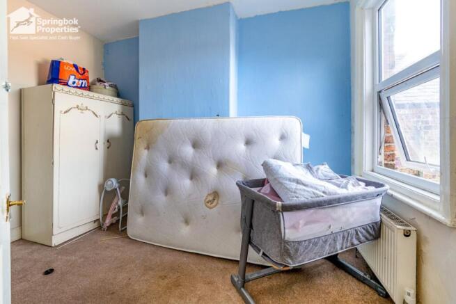 4 bed Terraced for sale Image 8