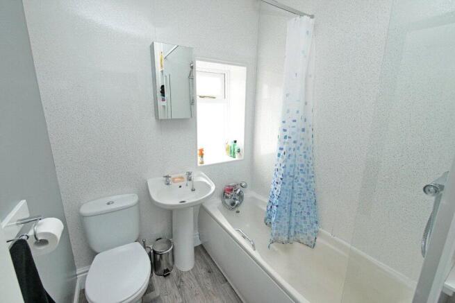 2 bed Terraced for sale Image 7
