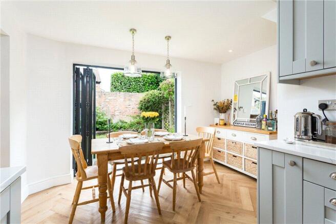 3 bed Detached for sale Image 8
