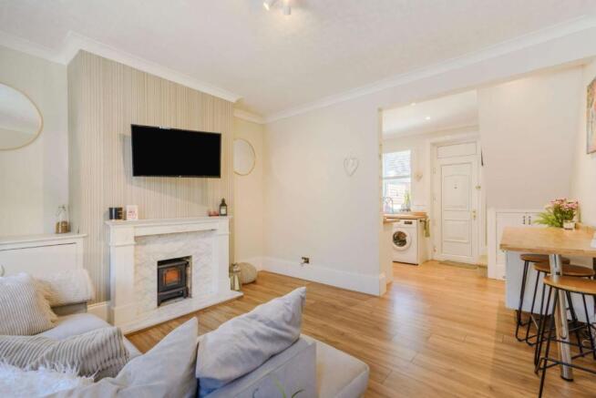 8511905-interior01-800.jpg