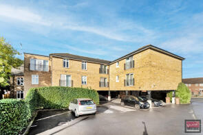 13, Ashcombe Court, London Road, Ashford TW15 3AF