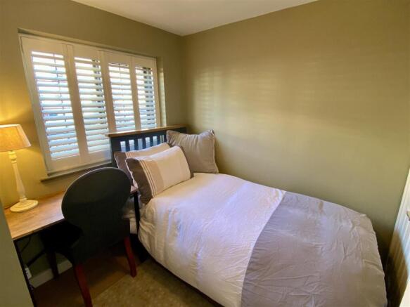 Bedroom 3/Study-.jpg