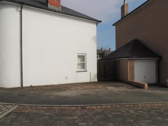facproperties.co.uk-estate-agent-estate-agents-par