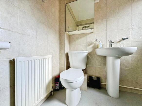 3 bed Semi-Detached for sale Image 11