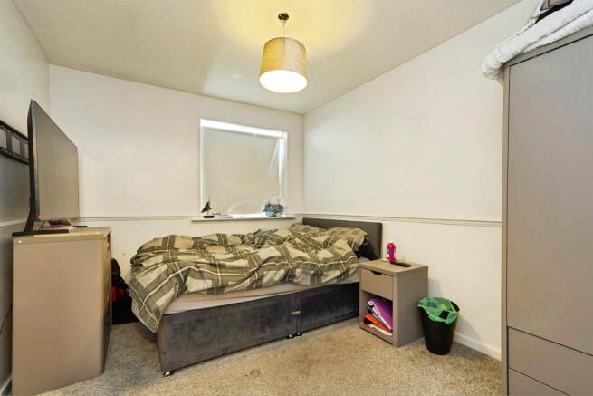 1 bed Flat for sale Image 8