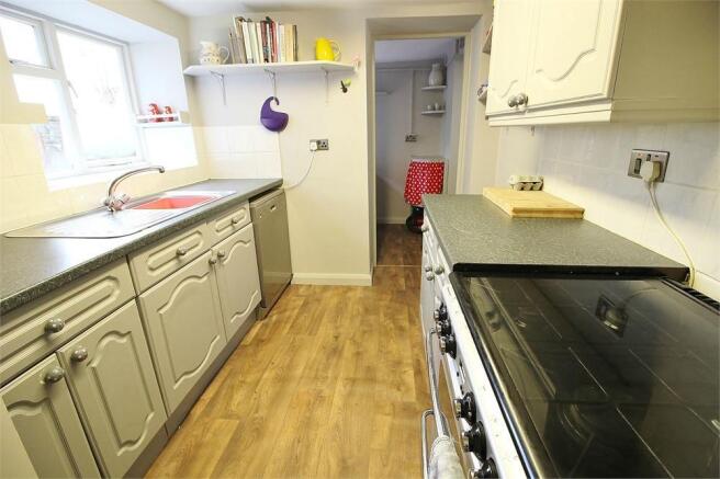 Photo 8