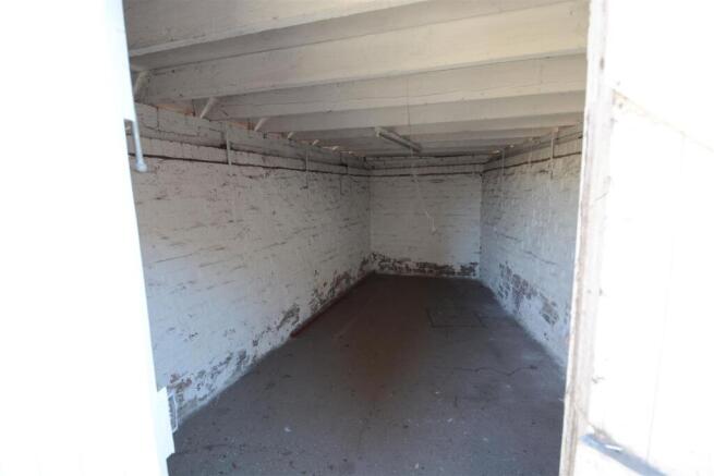 Not Specified to rent Image 4