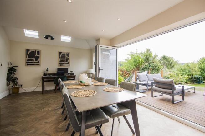 Bifold Doors to Garden