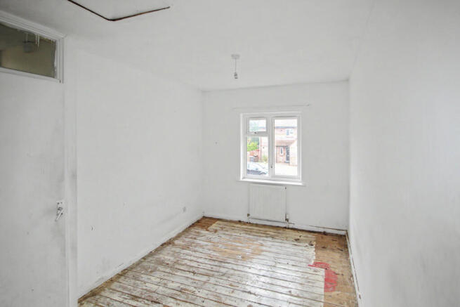 3 bed Terraced for sale Image 8