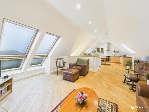 OPEN PLAN LOUNGE/KITCHEN/DINER