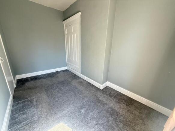2 bed Terraced to rent Image 7