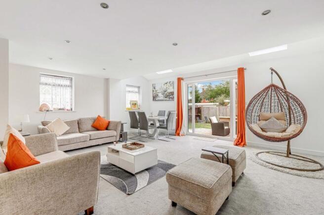 Living/Dining Room