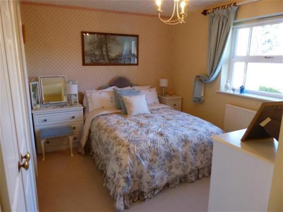 BEDROOM 2