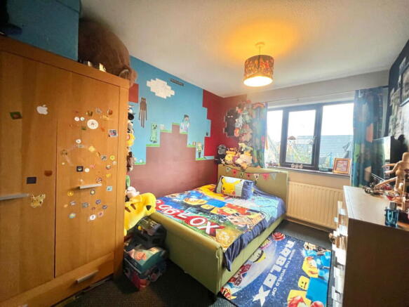 3 bed Detached Bungalow for sale Image 11