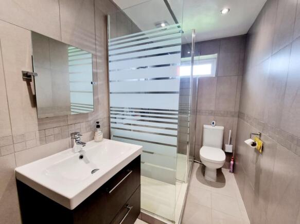 2 bed Detached Bungalow for sale Image 10