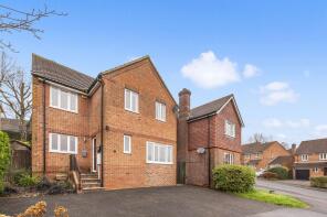 5, Pellings Farm Close, Crowborough TN6 2BF