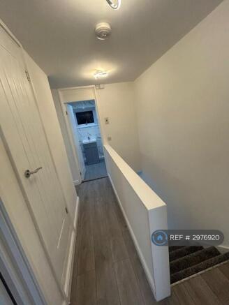 3 bed Terraced to rent Image 11