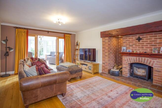 1 Summers Close  (9).jpg