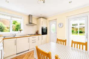 13, Fernlea Drive, Accrington BB5 5TL