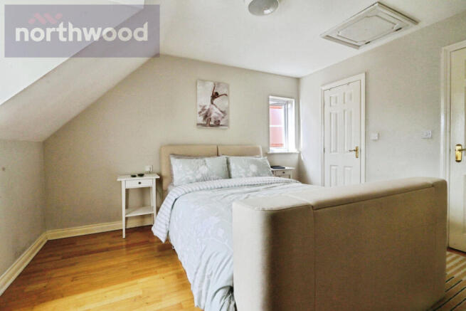 3 bed Semi-Detached for sale Image 4