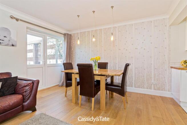 469 The Ridgeway-016.jpg