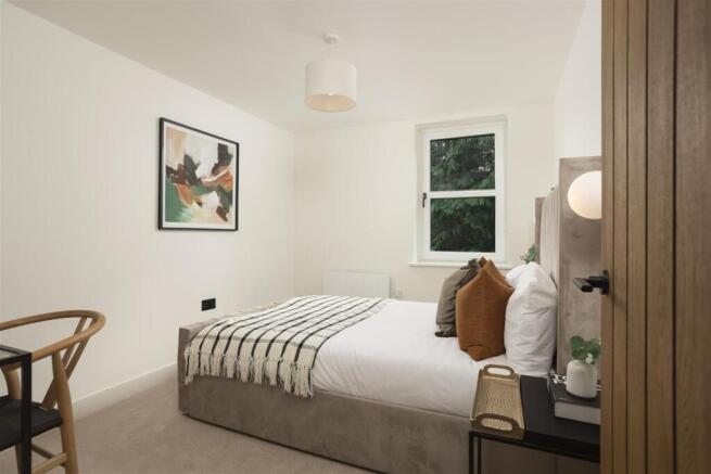 2 bed Apartment for sale Image 12