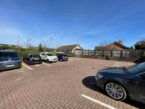 2 bed Apartment for sale Image 7