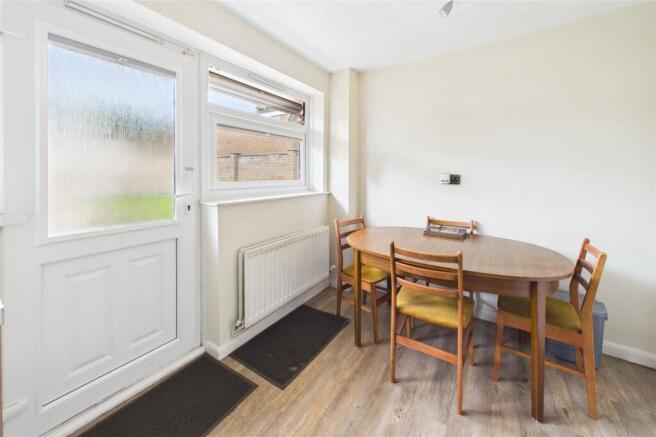 3 bed Semi-Detached for sale Image 5
