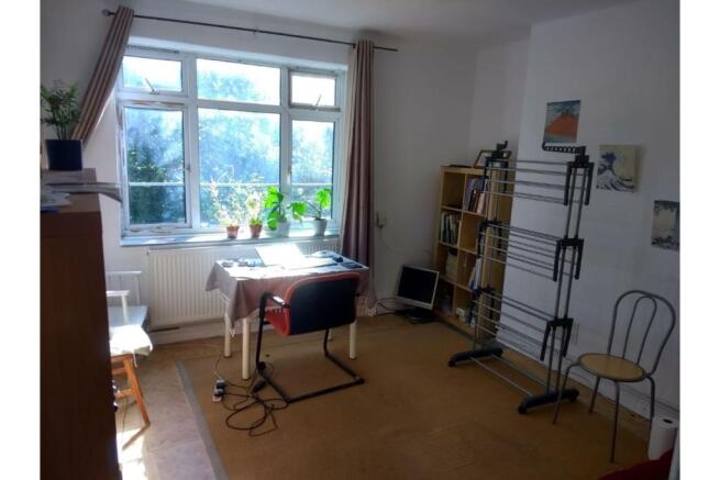 Photo 8