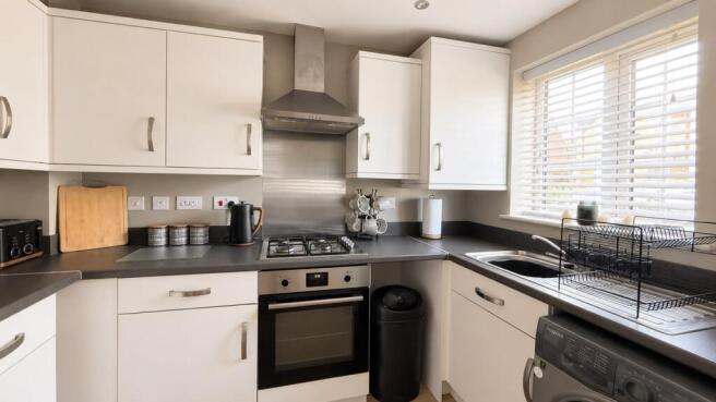 2 bed Town House for sale Image 3