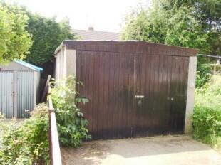 Garage/Workshop