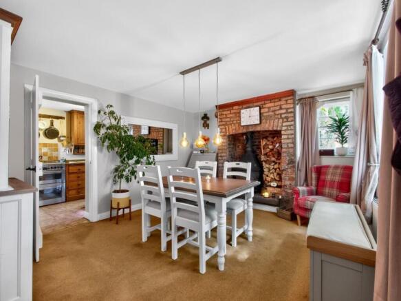 2 bed Semi-Detached for sale Image 5