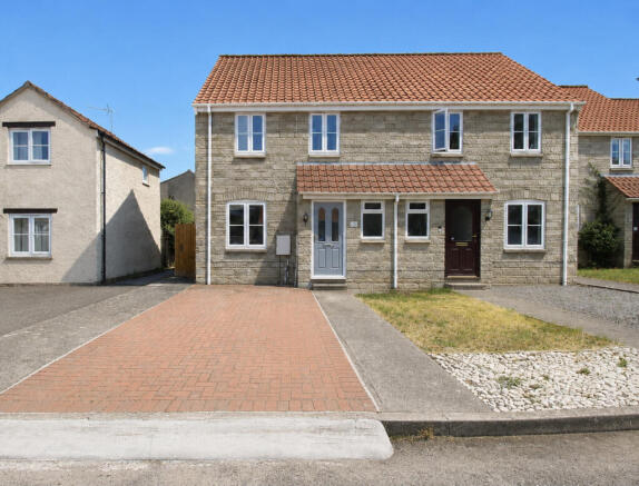 3-bed semi-detached on Wessex Close, Street, Somerset, £275,000