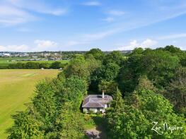 Writtle Lodge, Paradise Road, Writtle, Chelmsford CM1 3HW